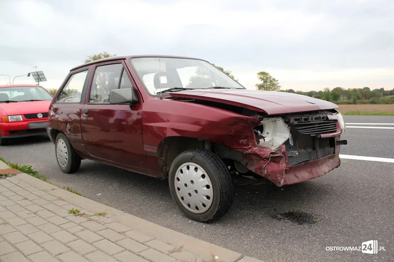 Zderzenie opla z volkswagenem (zdjęcia)