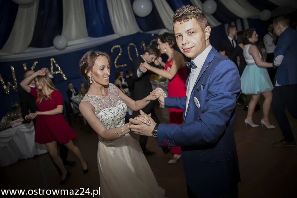 Studniówkę czas zacząć! W sobotę bal Zespołu Szkół w Małkini Górnej