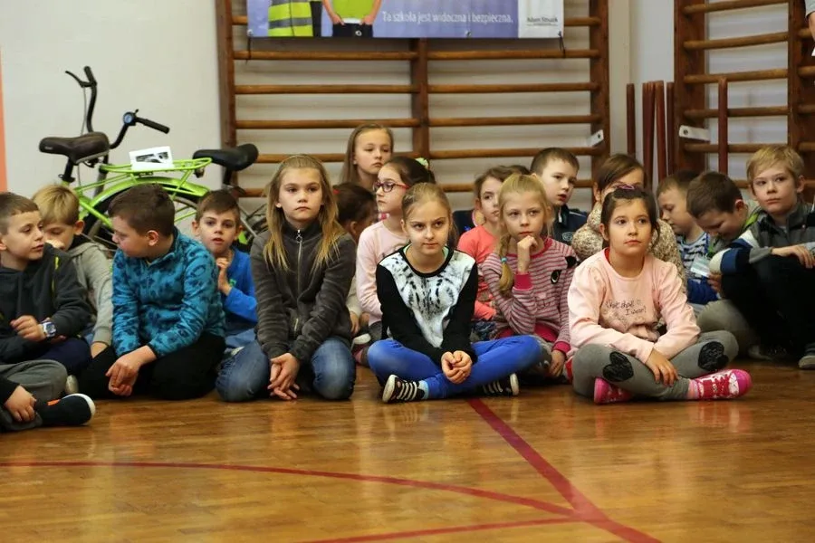 Kolejni uczniowie chcą być bezpieczni (zdjęcia, wideo)