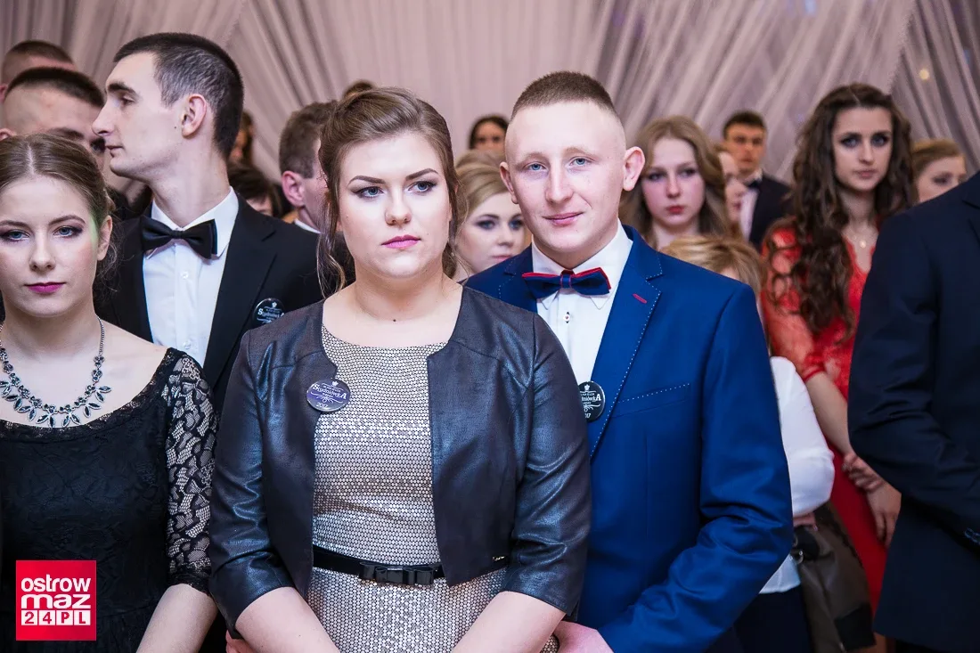 Studniówka ostrowskiego "Rubinka" (zdjęcia, wideo)
