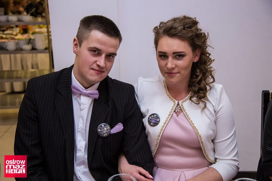 Studniówka ostrowskiego "Rubinka" (zdjęcia, wideo)