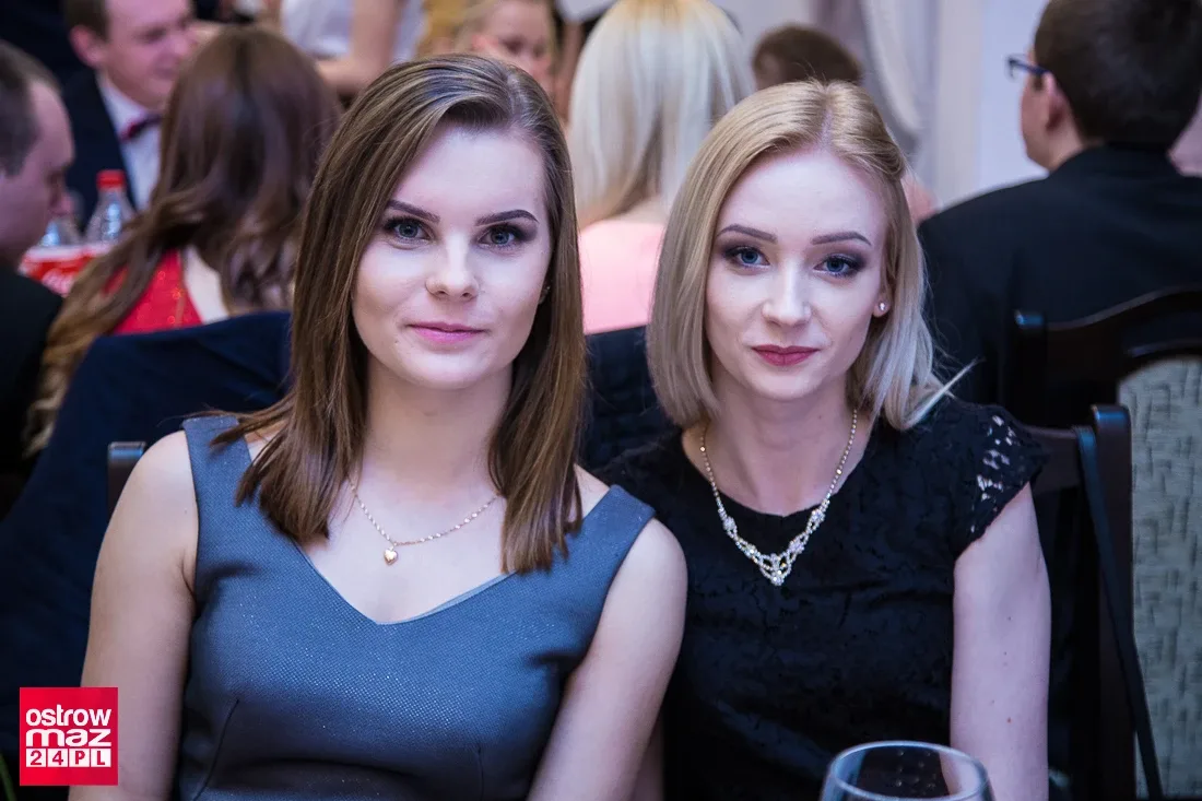 Studniówka ostrowskiego "Rubinka" (zdjęcia, wideo)