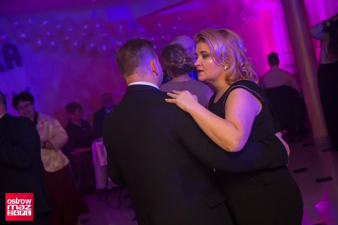 Studniówka ZS CKR w Starym Lubiejewie (zdjęcia, wideo)