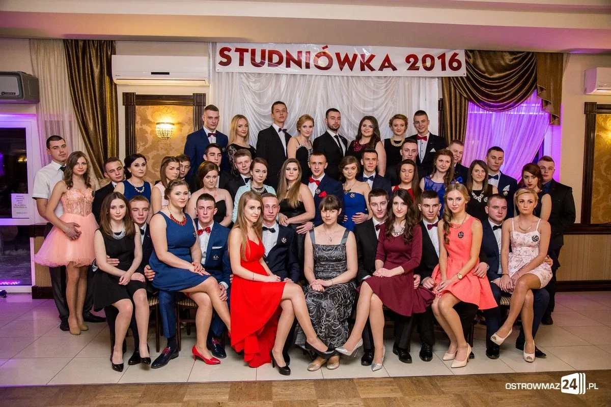 Podróż w czasie. Studniówka "Rubinka" (zdjęcia, wideo)