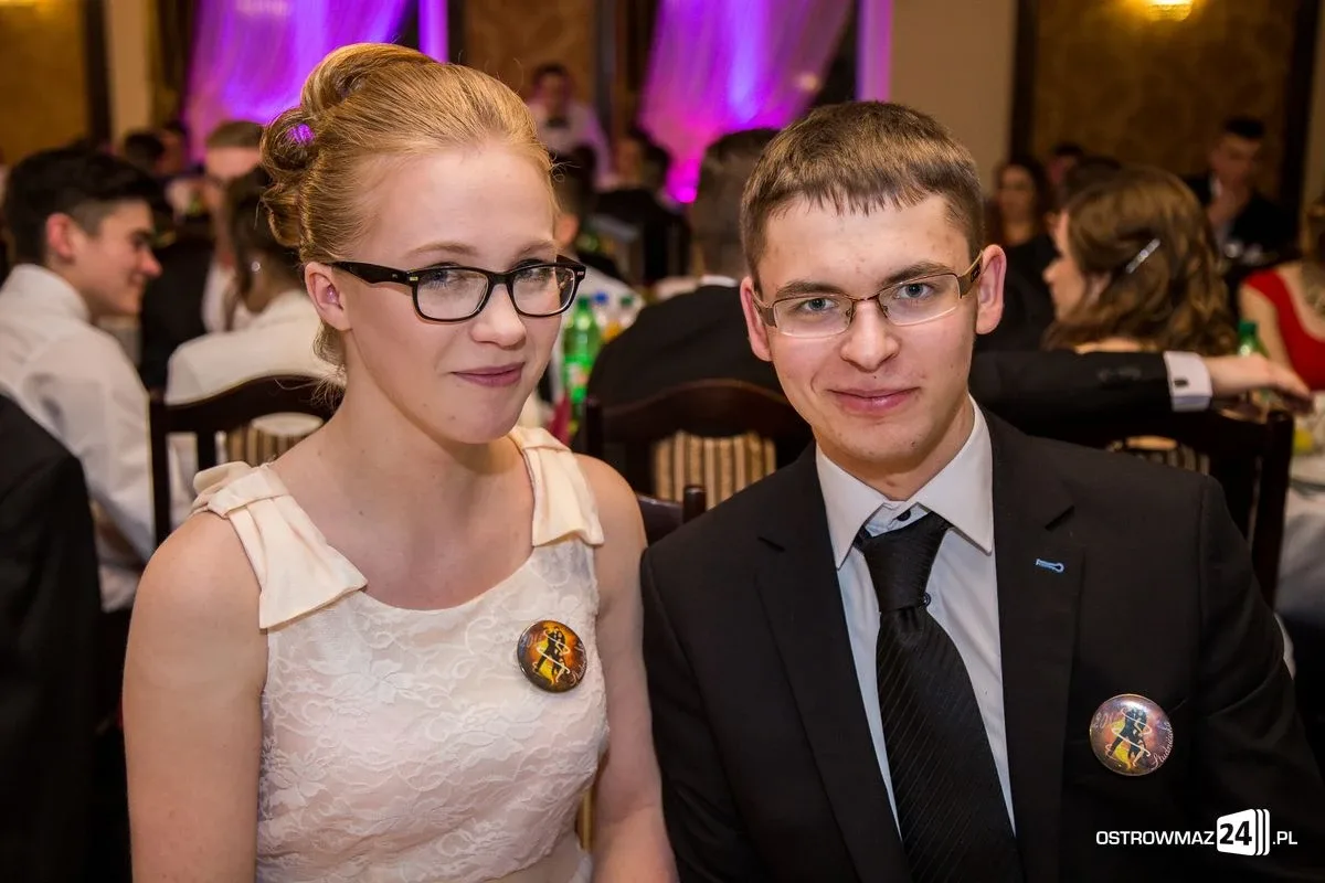 Podróż w czasie. Studniówka "Rubinka" (zdjęcia, wideo)
