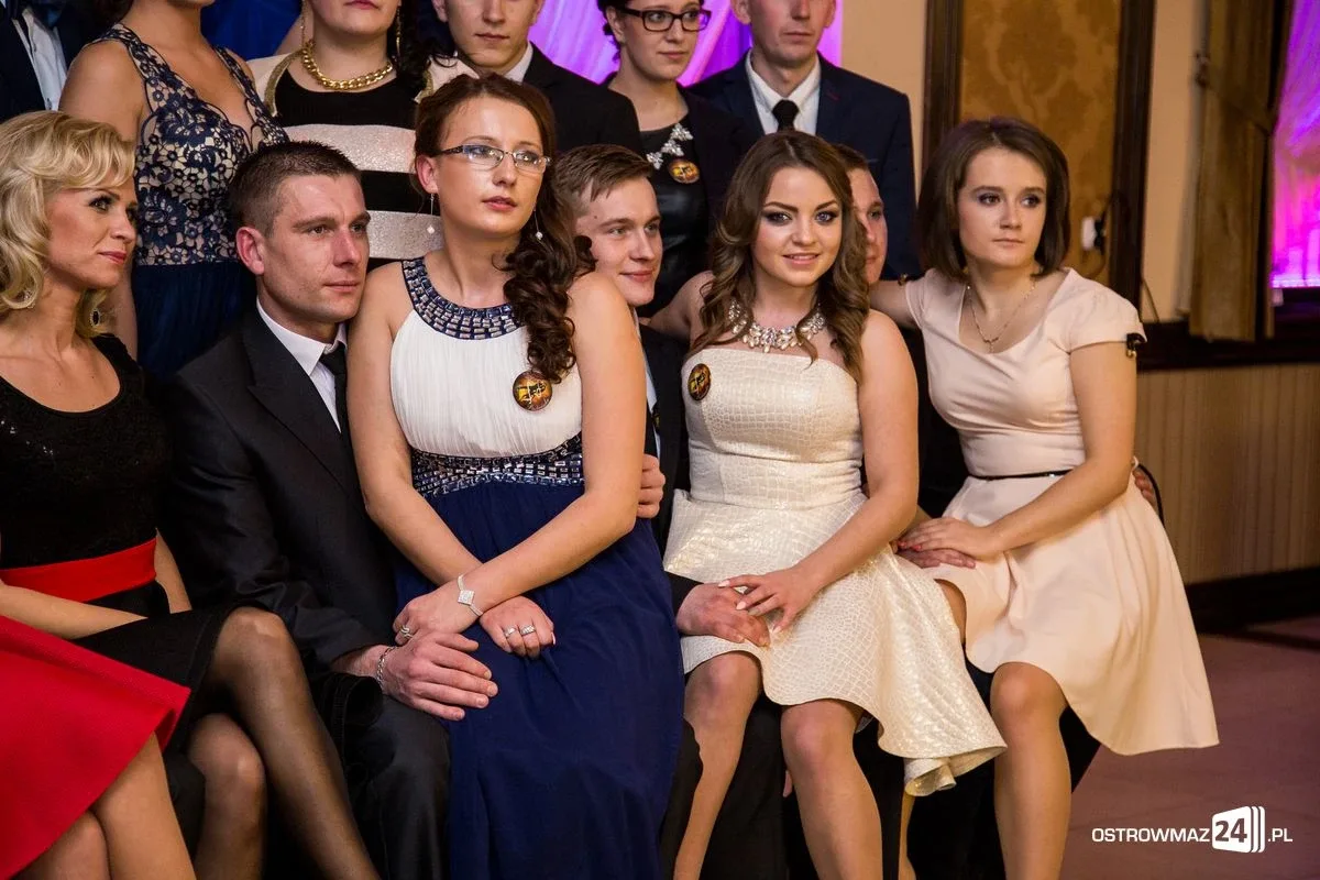 Podróż w czasie. Studniówka "Rubinka" (zdjęcia, wideo)