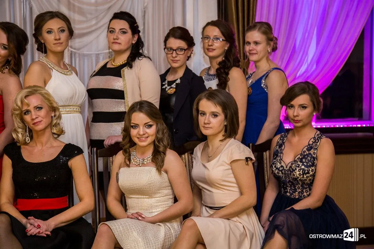 Podróż w czasie. Studniówka "Rubinka" (zdjęcia, wideo)