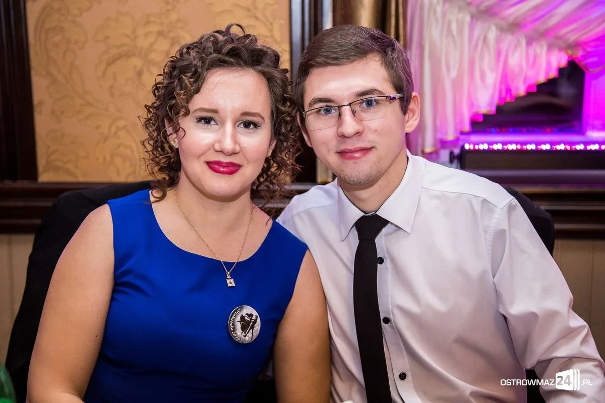 Podróż w czasie. Studniówka "Rubinka" (zdjęcia, wideo)