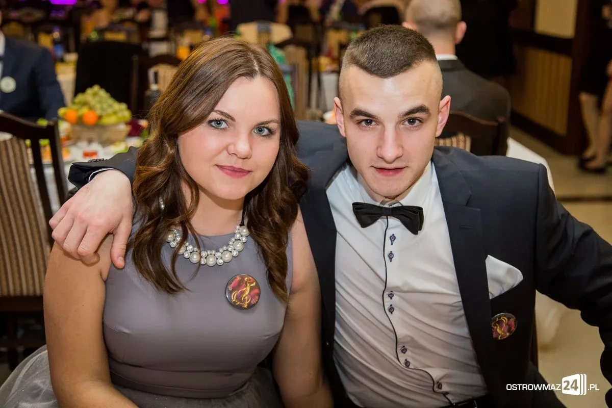 Podróż w czasie. Studniówka "Rubinka" (zdjęcia, wideo)