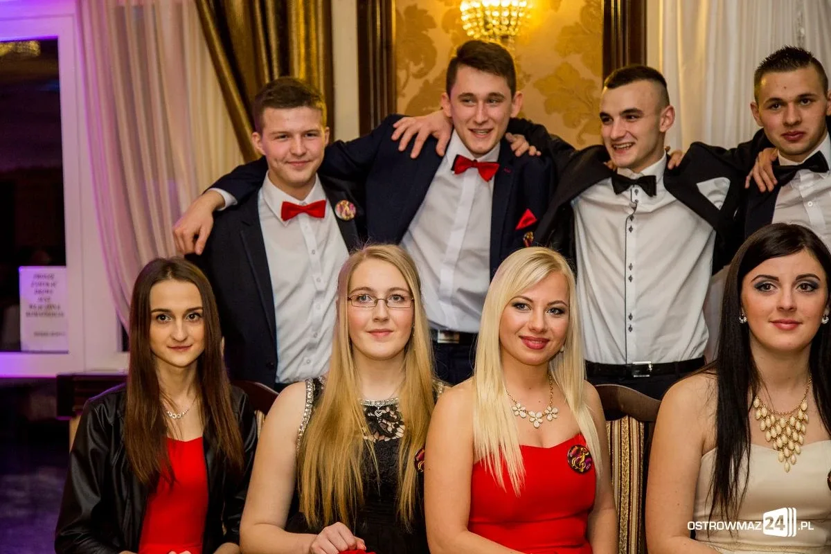Podróż w czasie. Studniówka "Rubinka" (zdjęcia, wideo)