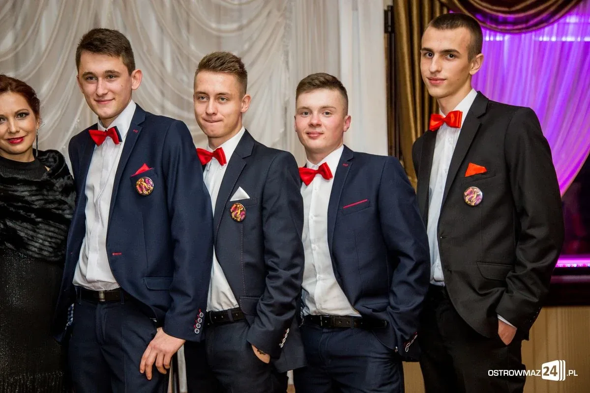 Podróż w czasie. Studniówka "Rubinka" (zdjęcia, wideo)