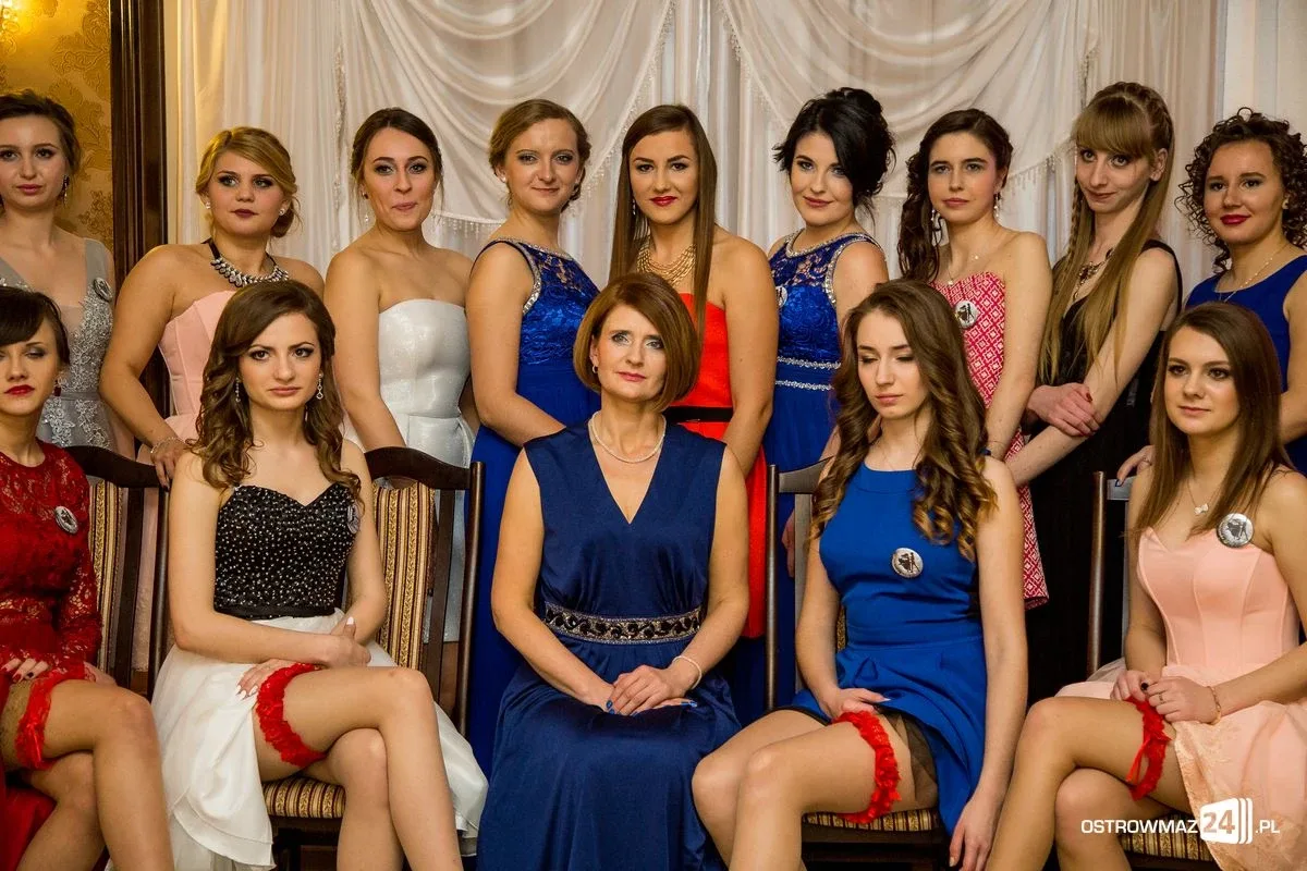 Podróż w czasie. Studniówka "Rubinka" (zdjęcia, wideo)