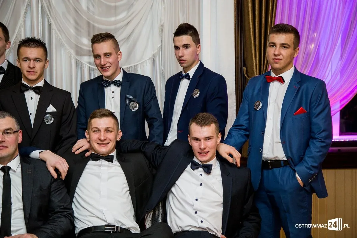Podróż w czasie. Studniówka "Rubinka" (zdjęcia, wideo)