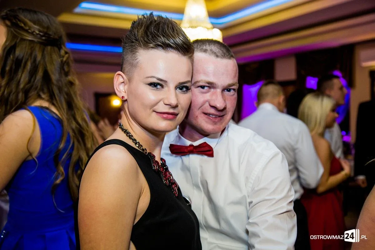 Podróż w czasie. Studniówka "Rubinka" (zdjęcia, wideo)