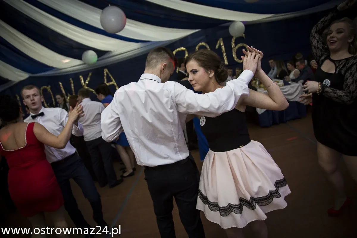 Studniówkę czas zacząć! W sobotę bal Zespołu Szkół w Małkini Górnej
