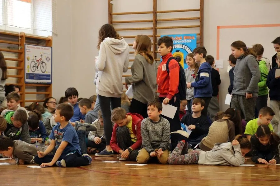 Kolejni uczniowie chcą być bezpieczni (zdjęcia, wideo)