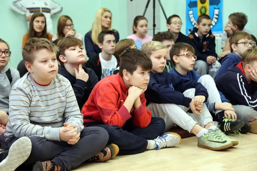 Kolejni uczniowie chcą być bezpieczni (zdjęcia, wideo)