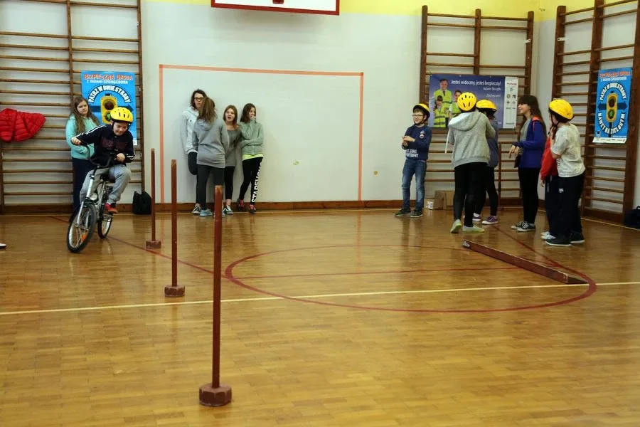 Kolejni uczniowie chcą być bezpieczni (zdjęcia, wideo)