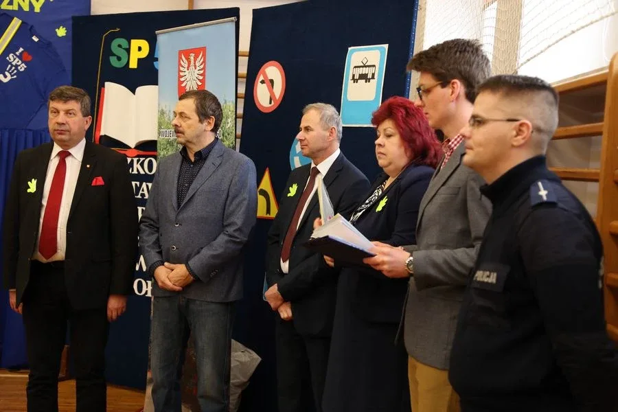 Kolejni uczniowie chcą być bezpieczni (zdjęcia, wideo)