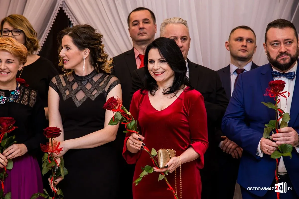 Studniówka LO im. Mikołaja Kopernika w Ostrowi Mazowieckiej (zdjęcia, wideo)