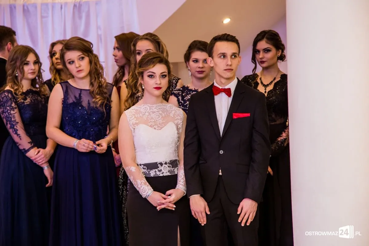 Studniówka LO im. Mikołaja Kopernika w Ostrowi Mazowieckiej (zdjęcia, wideo)