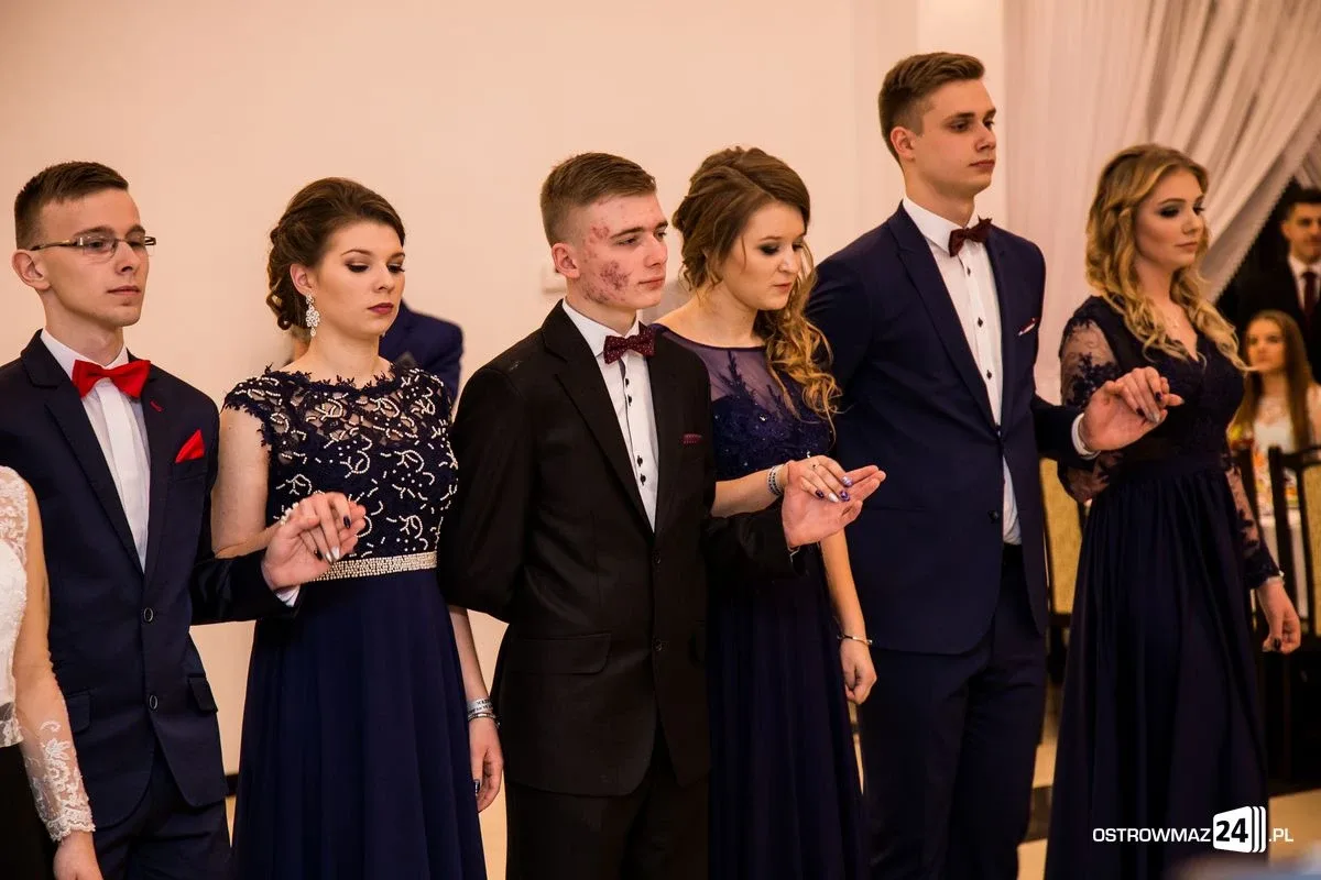 Studniówka LO im. Mikołaja Kopernika w Ostrowi Mazowieckiej (zdjęcia, wideo)