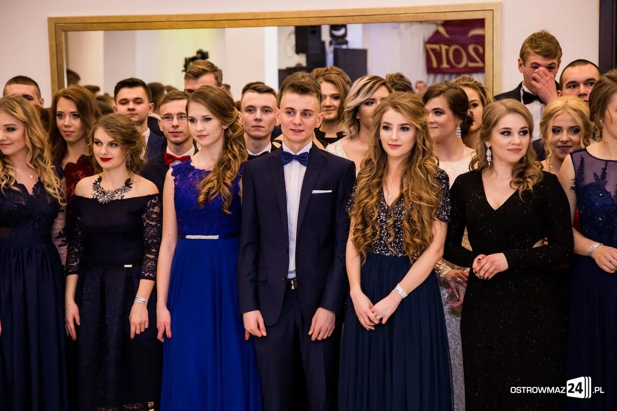Studniówka LO im. Mikołaja Kopernika w Ostrowi Mazowieckiej (zdjęcia, wideo)