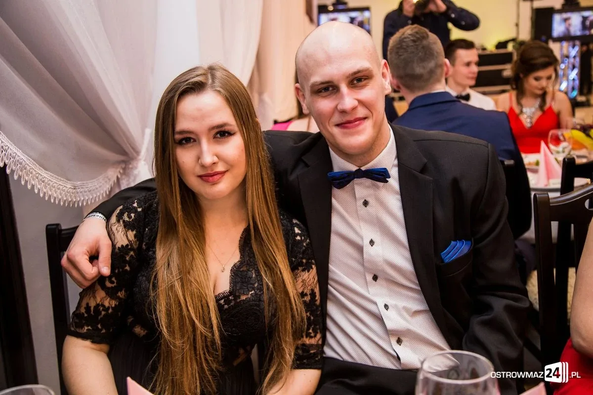 Studniówka LO im. Mikołaja Kopernika w Ostrowi Mazowieckiej (zdjęcia, wideo)