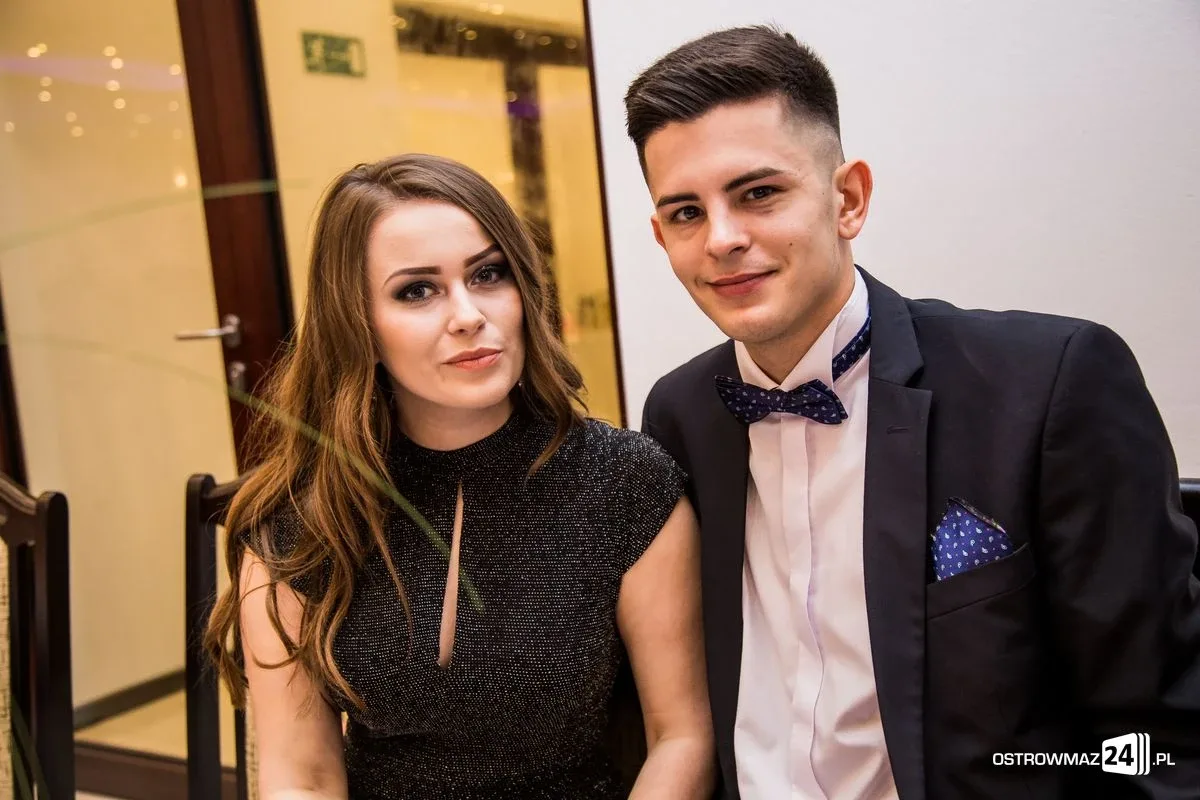 Studniówka LO im. Mikołaja Kopernika w Ostrowi Mazowieckiej (zdjęcia, wideo)
