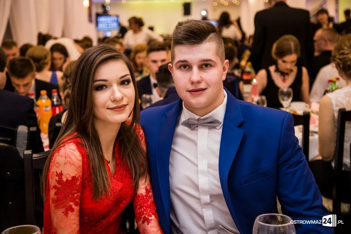 Studniówka LO im. Mikołaja Kopernika w Ostrowi Mazowieckiej (zdjęcia, wideo)