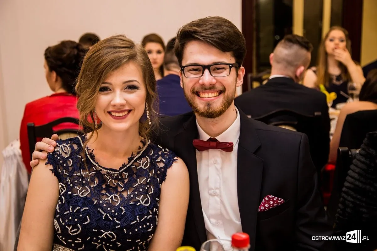 Studniówka LO im. Mikołaja Kopernika w Ostrowi Mazowieckiej (zdjęcia, wideo)