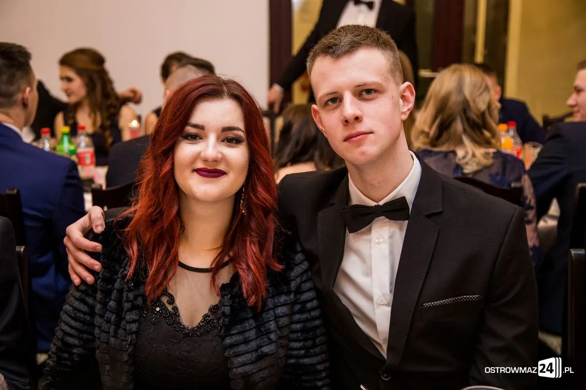 Studniówka LO im. Mikołaja Kopernika w Ostrowi Mazowieckiej (zdjęcia, wideo)