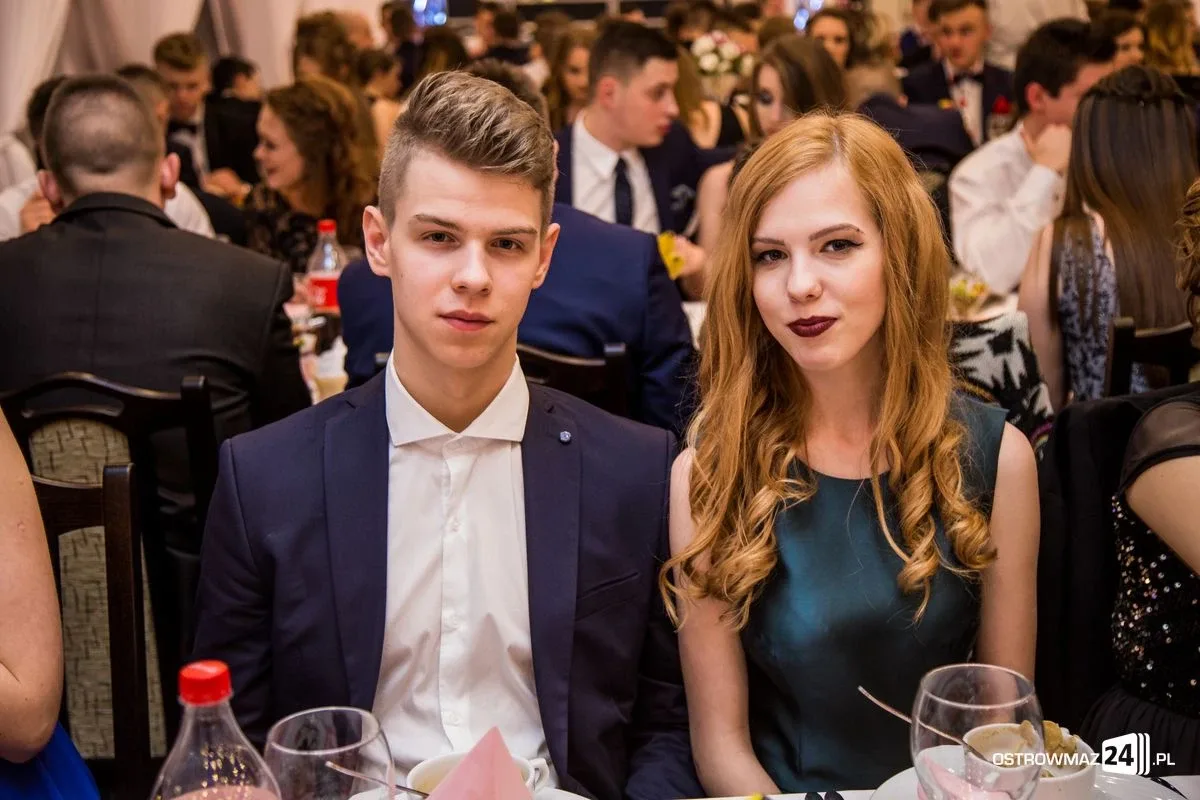 Studniówka LO im. Mikołaja Kopernika w Ostrowi Mazowieckiej (zdjęcia, wideo)