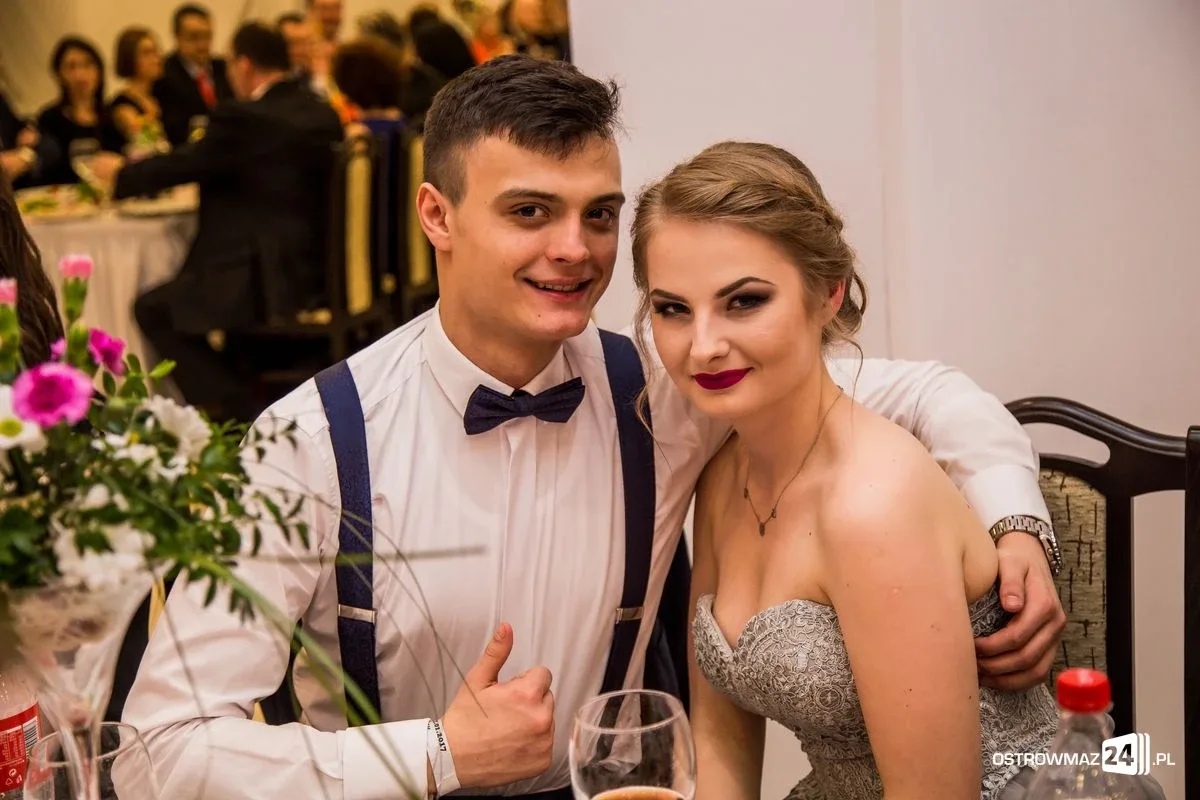 Studniówka LO im. Mikołaja Kopernika w Ostrowi Mazowieckiej (zdjęcia, wideo)