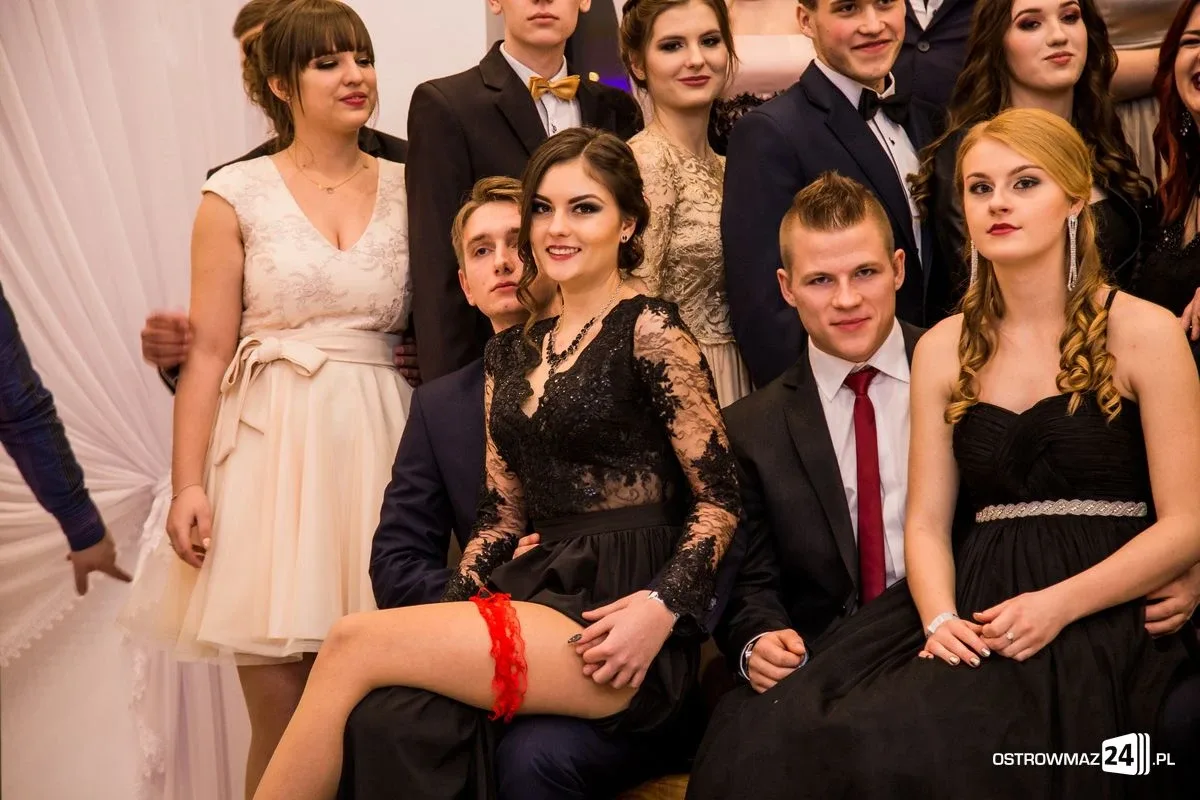 Studniówka LO im. Mikołaja Kopernika w Ostrowi Mazowieckiej (zdjęcia, wideo)