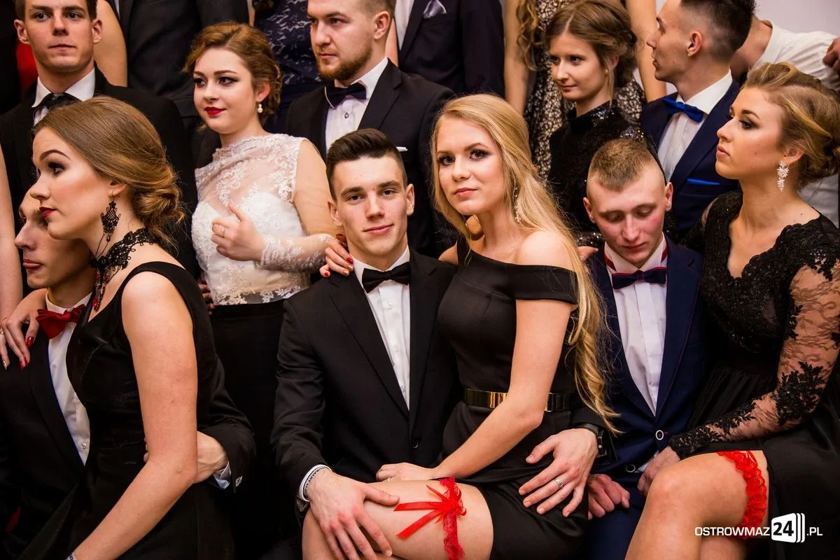 Studniówka LO im. Mikołaja Kopernika w Ostrowi Mazowieckiej (zdjęcia, wideo)