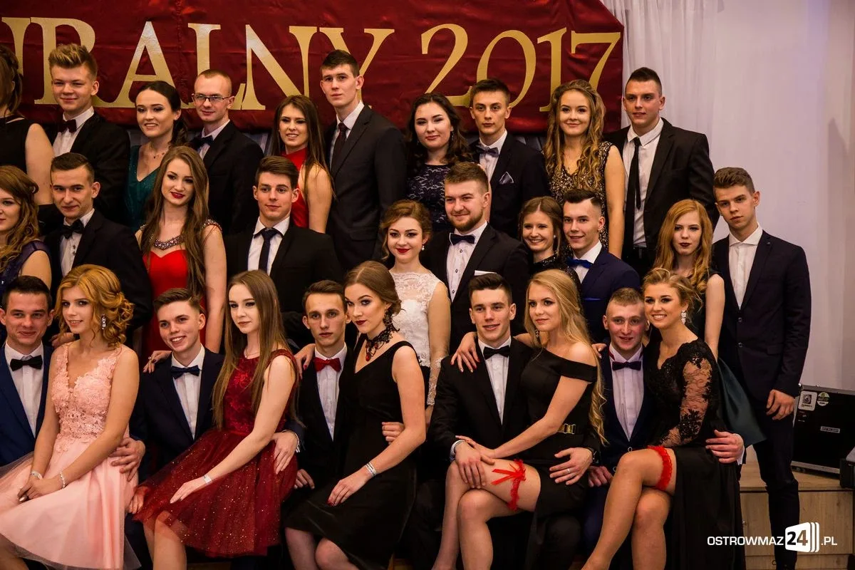 Studniówka LO im. Mikołaja Kopernika w Ostrowi Mazowieckiej (zdjęcia, wideo)