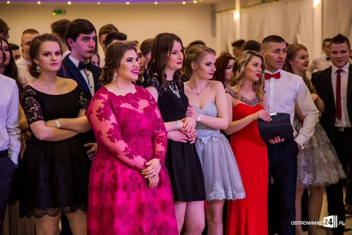 Studniówka LO im. Mikołaja Kopernika w Ostrowi Mazowieckiej (zdjęcia, wideo)