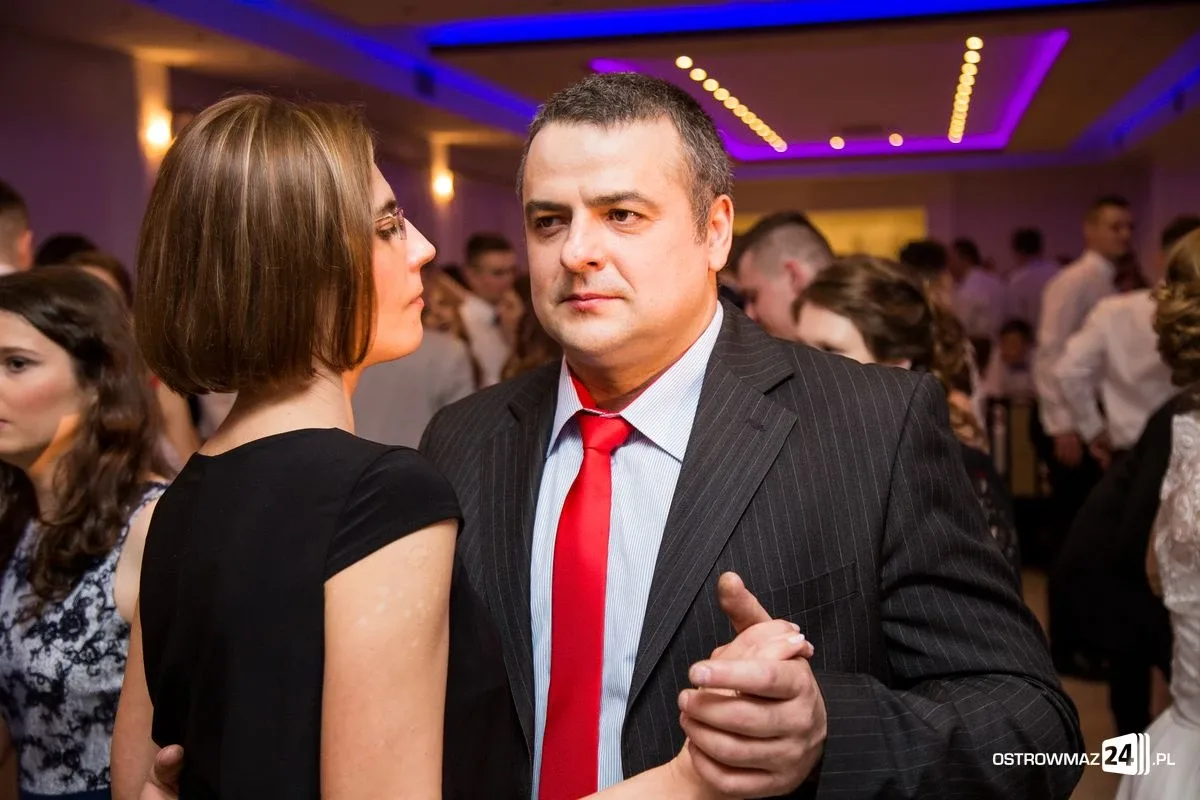 Studniówka LO im. Mikołaja Kopernika w Ostrowi Mazowieckiej (zdjęcia, wideo)