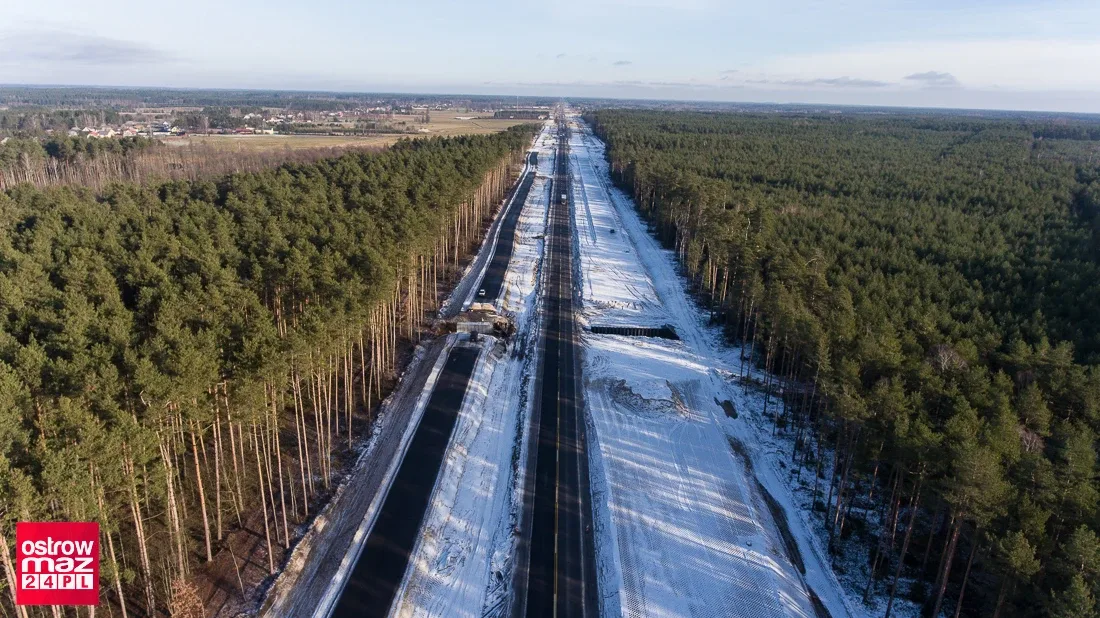 Budowa drogi ekspresowej S8 z lotu ptaka (zdjęcia, wideo)