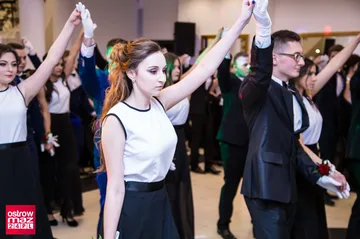 Studniówka ostrowskiego "Rubinka" (zdjęcia, wideo)