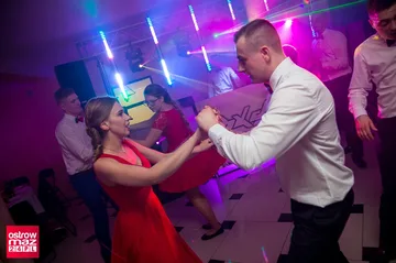 Studniówka ZS CKR w Starym Lubiejewie (zdjęcia, wideo)