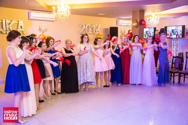 Studniówka ZS w Małkini Górnej (zdjęcia, wideo)