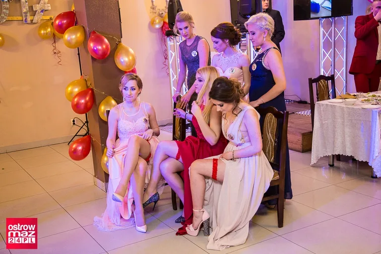 Studniówka ZS w Małkini Górnej (zdjęcia, wideo)