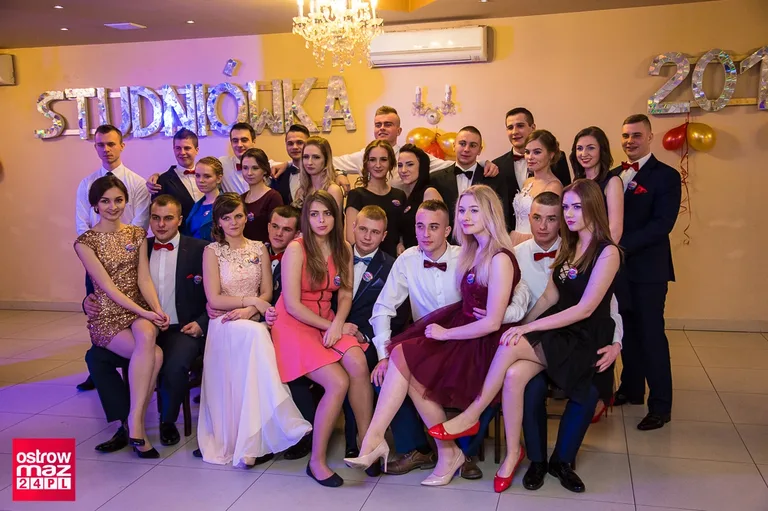Studniówka ZS w Małkini Górnej (zdjęcia, wideo)