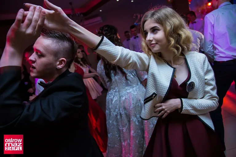 Studniówka ZS w Małkini Górnej (zdjęcia, wideo)