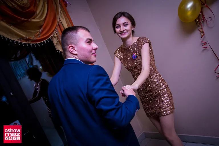 Studniówka ZS w Małkini Górnej (zdjęcia, wideo)