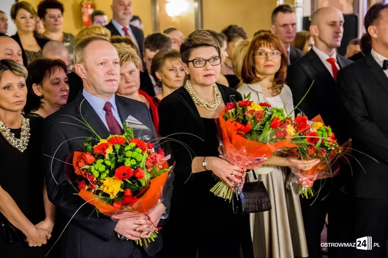 Podróż w czasie. Studniówka "Rubinka" (zdjęcia, wideo)
