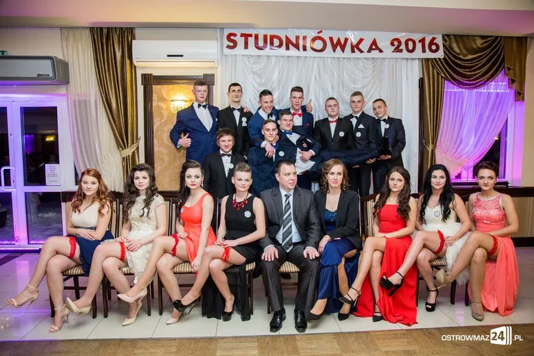 Podróż w czasie. Studniówka "Rubinka" (zdjęcia, wideo)