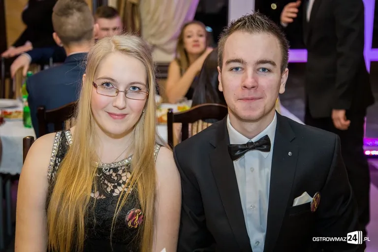 Podróż w czasie. Studniówka "Rubinka" (zdjęcia, wideo)